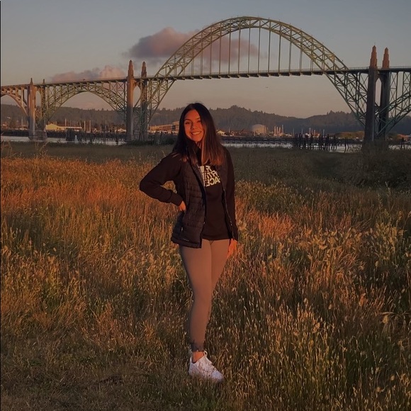 Meet your Posher, Maya - Picture 1 of 1